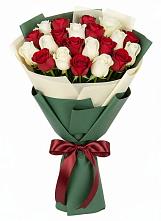 Букет Микс из красных и белых роз #REPLACE_PRED# Линёво Волгоградской области