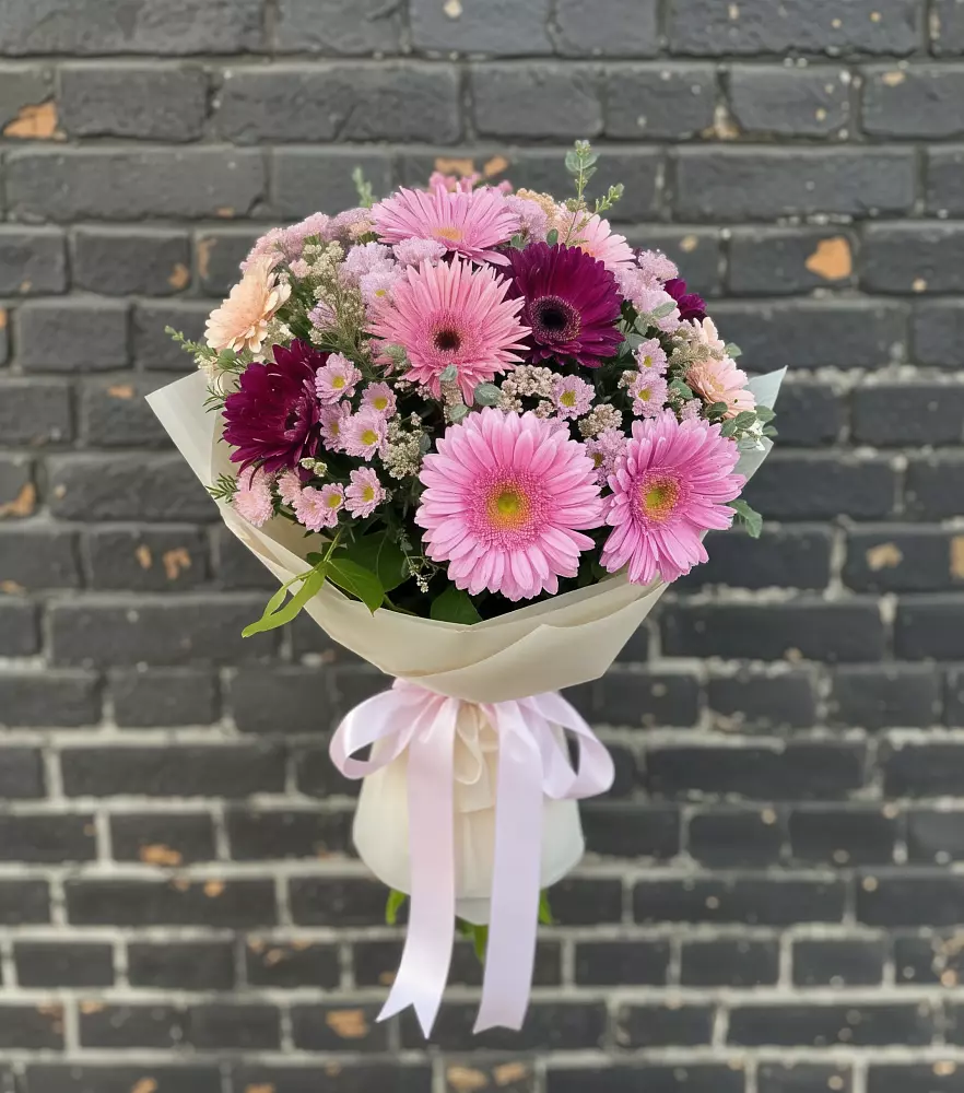 Букет цветов из: Герберы и Хризантемы в Линёво Волгоградской области