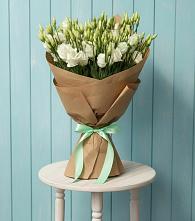 Букет цветов из:  Лизиантусы в Линёво Волгоградской области