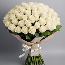 Букет 101 беля роза Белоснежка в Линёво Волгоградской области