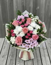 Букет цветов из:  Альстромерии, Гвоздики, Розы и Хризантемы в Линёво Волгоградской области