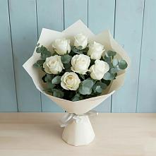 Букет Белые розы в Эвкалипте в Линёво Волгоградской области